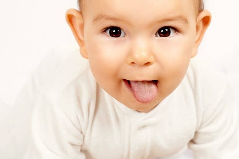 lengua blanca ¿Qué pasa si mi bebé tiene la lengua blanca?