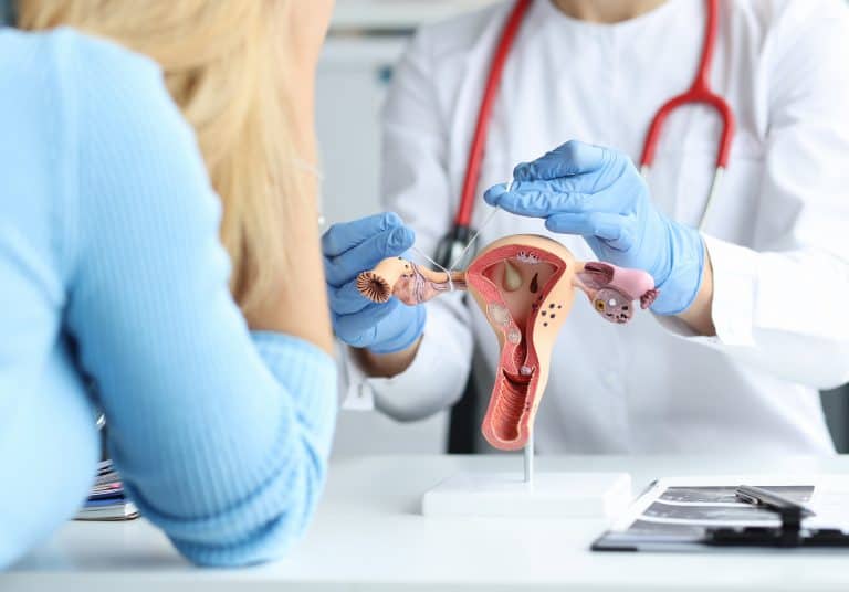 ¿Qué es mejor la ligadura de trompas o la vasectomía?