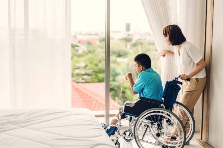 La ayuda ACUME por cuidado de niños enfermos graves se amplía