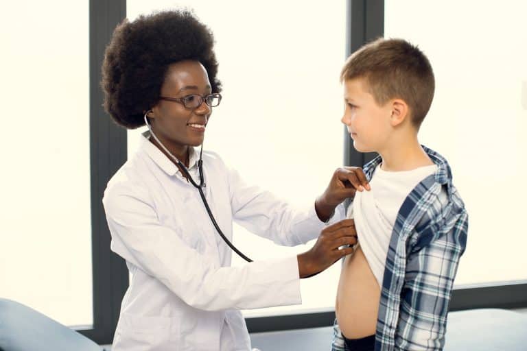 angioedema hereditario ¿Qué es el angioedema hereditario en niños?