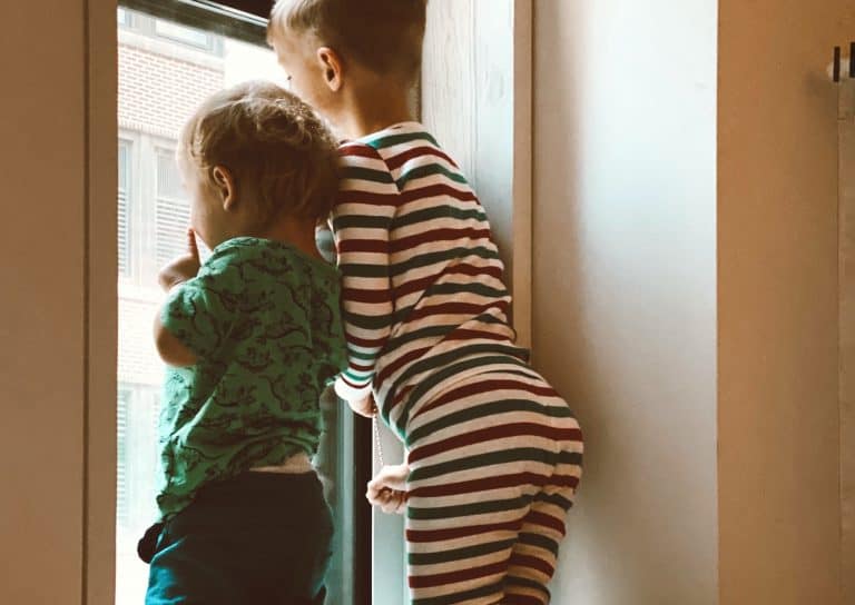 Compartir habitación entre hermanos Compartir habitación entre hermanos: Pros y contras