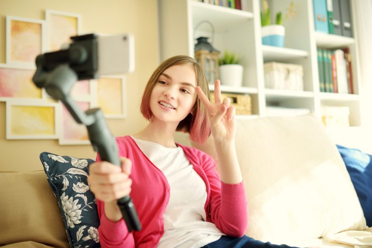 Redes sociales y adolescentes: Riesgos