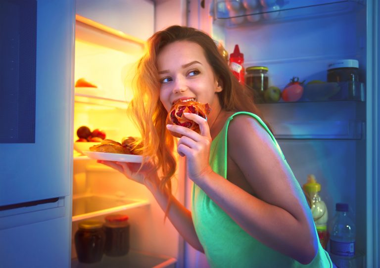 No dormir engorda a los adolescentes