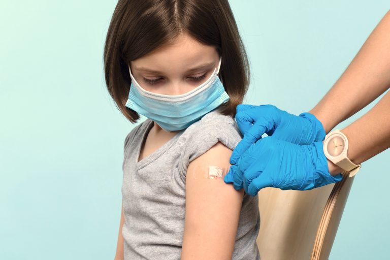 Dosis de refuerzo contra la COVID Dosis de refuerzo contra la COVID en niños