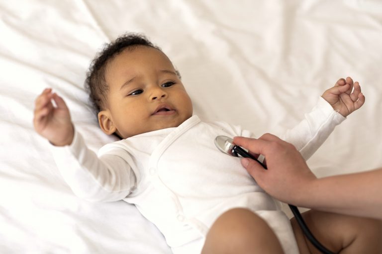 ¿Qué es un virus sincitial en niños?