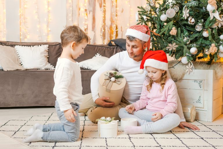 Reyes Magos no existen ¿Y si le cuentan que Papá Noel y los Reyes Magos no existen?