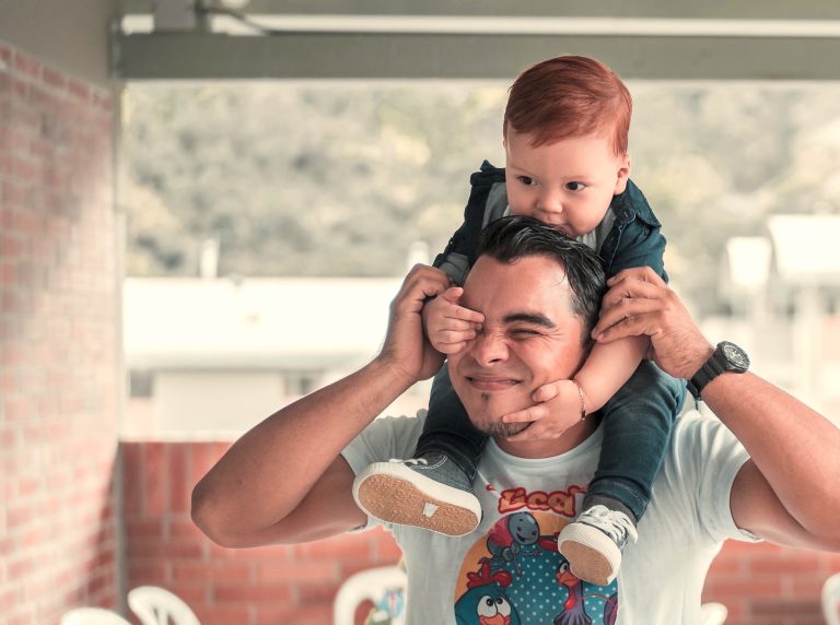 La UE recomienda una renta mínima personal para familias La UE recomienda una renta mínima personal para familias