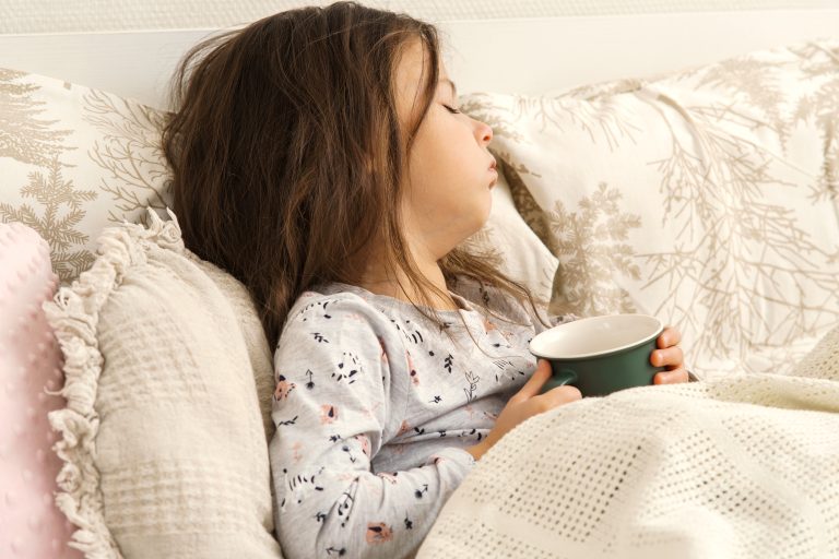 La amigdalectomía en niños: Riesgos postoporatorios
