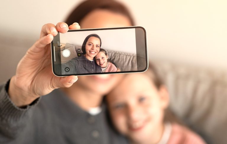 fotos infantiles en redes sociales Los pedófilos buscan fotos infantiles en las redes sociales