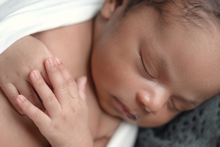 Parche de hidrogel trata vías respiratorias en recién nacidos