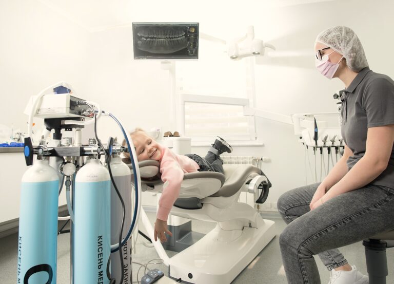 caries en niños Caries en niños: ¿La caries en dientes de leche se trata?