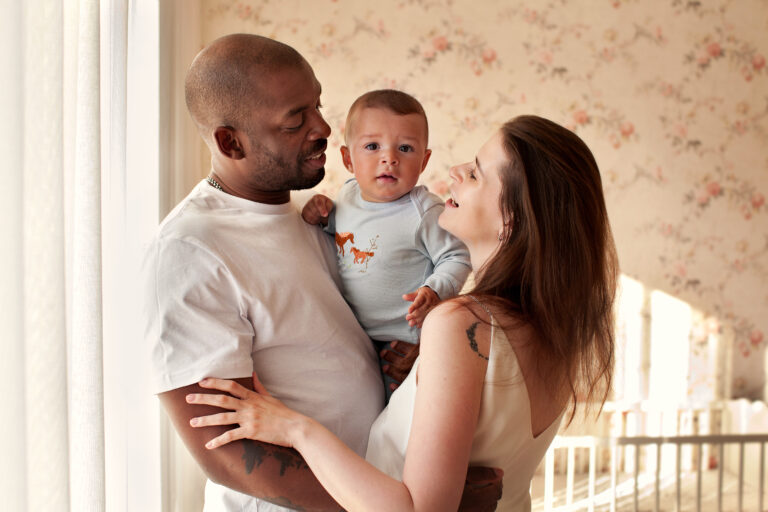 Permisos de paternidad y maternidad de 20 semanas