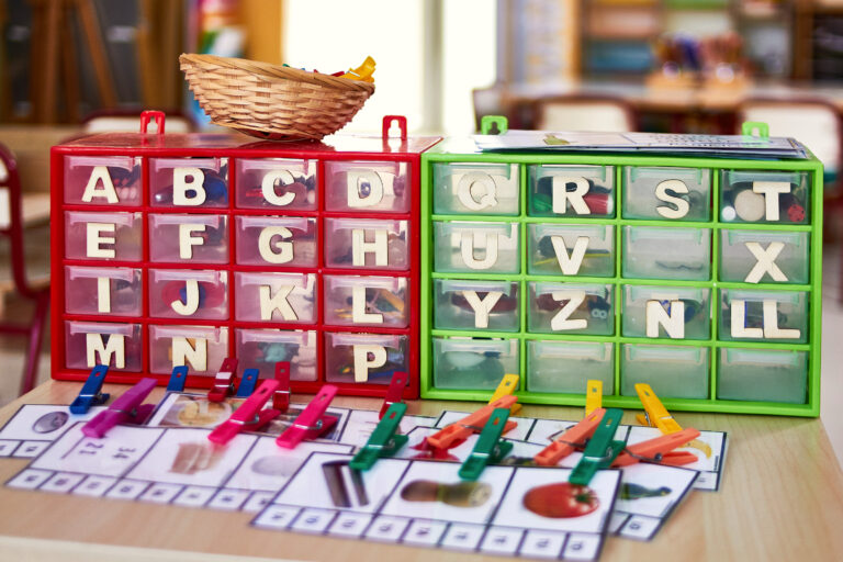 caja de sonidos Montessori ¿Qué es la caja de sonidos Montessori?