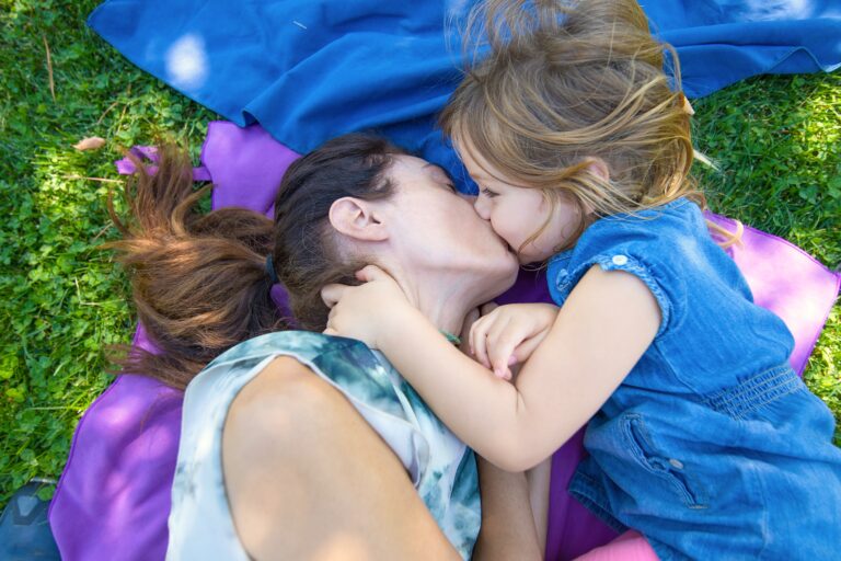 compartir cubiertos ¿Por qué no debes compartir los cubiertos con tu hijo?