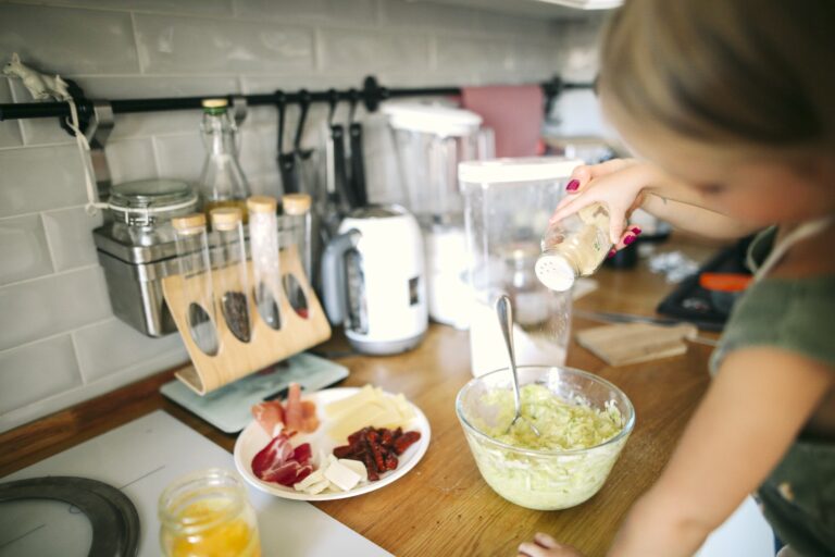 9 Beneficios de cocinar para los niños y niñas
