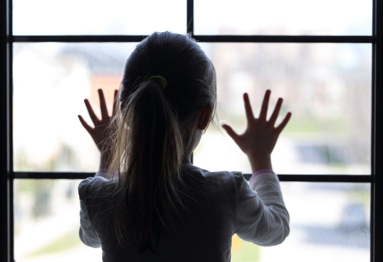 Los traumas en la infancia provocan mayor riesgo de depresión en la adolescencia o edad adulta